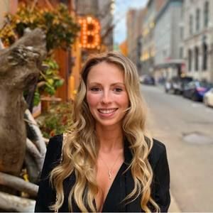 Meet your Posher, Caroline